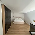 Apartment Essentia