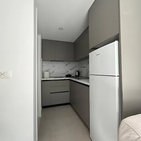 Essentia Apartment