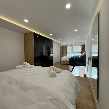 Essentia Apartment *