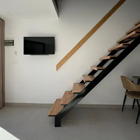 Apartment Essentia
